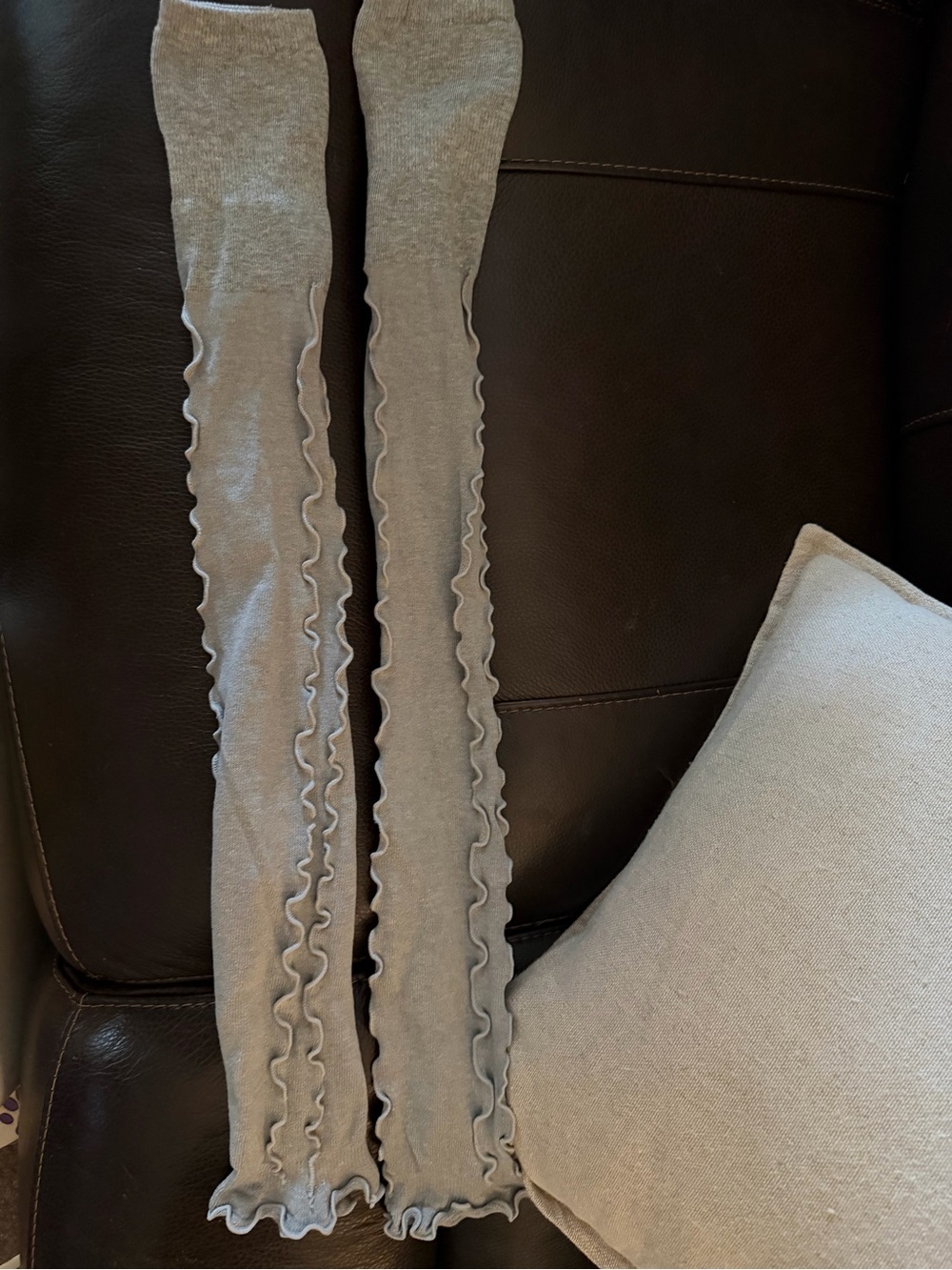 NWOT Free People Gray Ruffle Over the Knee Socks/Leg Warmers - Knit Boho